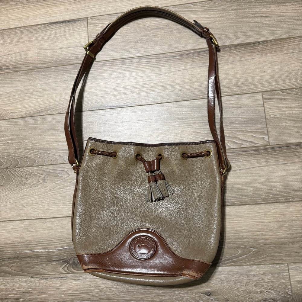 Vintage Dooney & Bourke‎  Bucket Bag Taupe Leather Adjustable Strap Charm